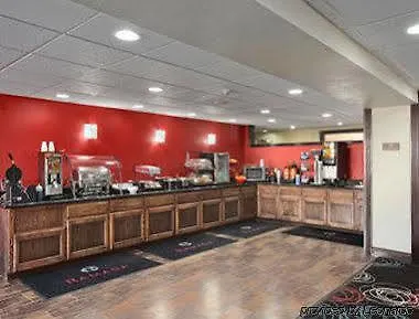 Hotel Sky Tree Tulsa